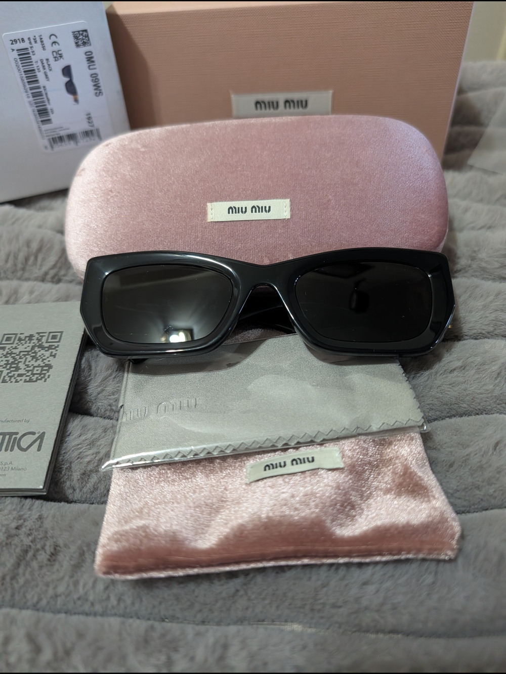 Miu Miu Black Cat-Eye Sunglasses - Picture 4 of 9